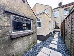 Photo 20- click for photo gallery